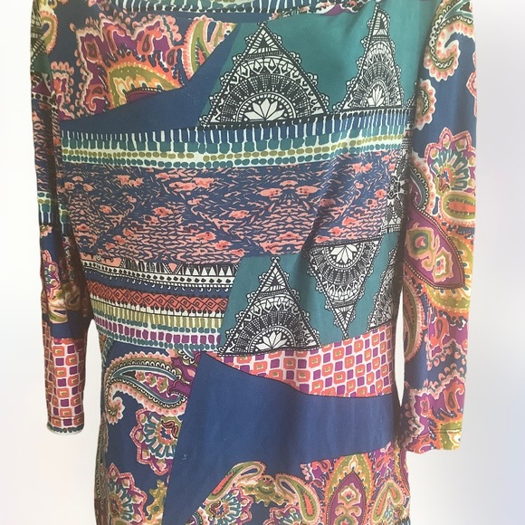 WOW- Very colorful Large blouse. - Picture 7 of 8